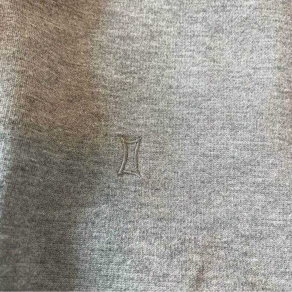 Kit and Ace Grey Full Zip Size Large - Picture 5 of 7